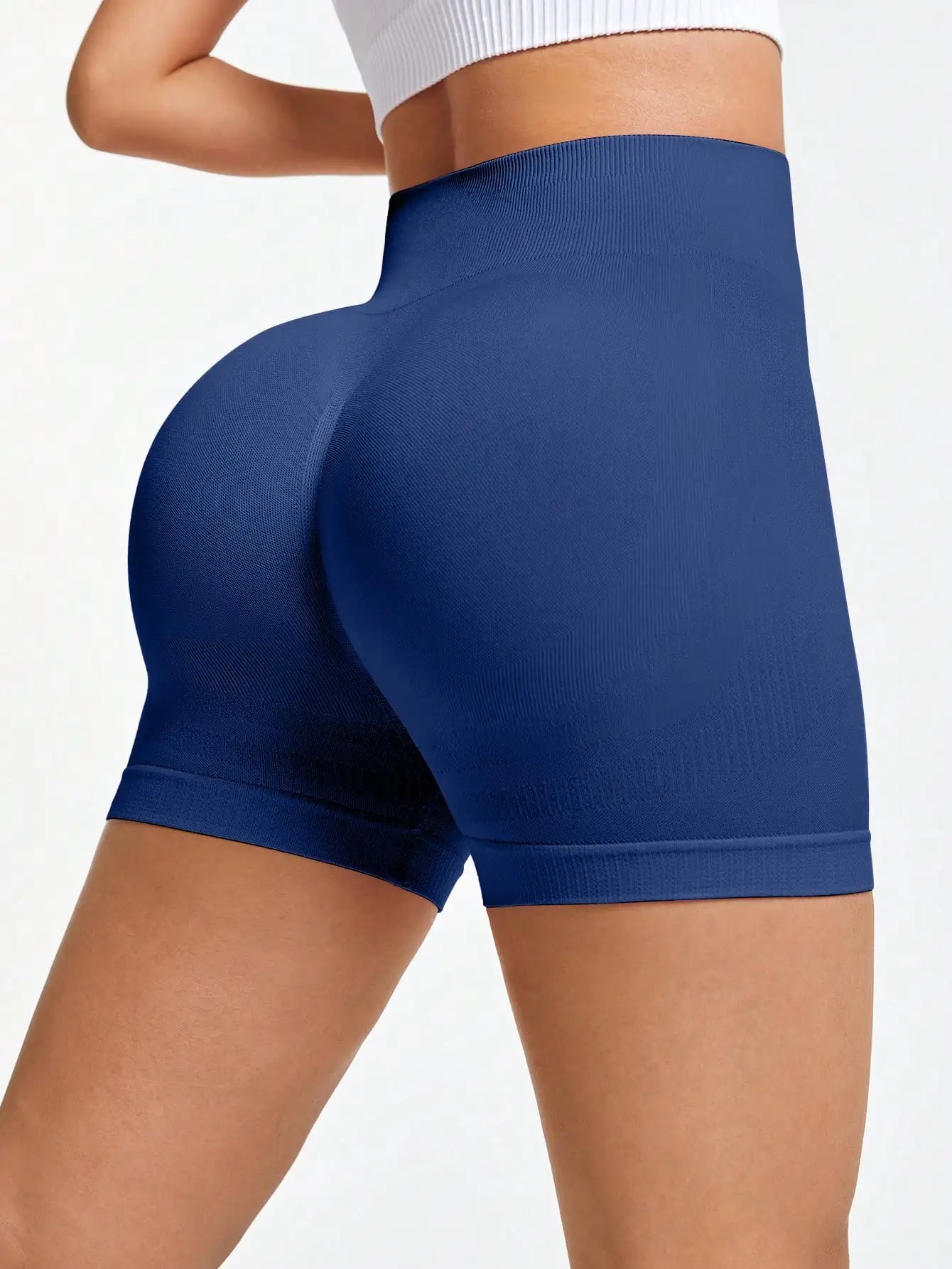 Seamless Solid Color Sports Shorts
