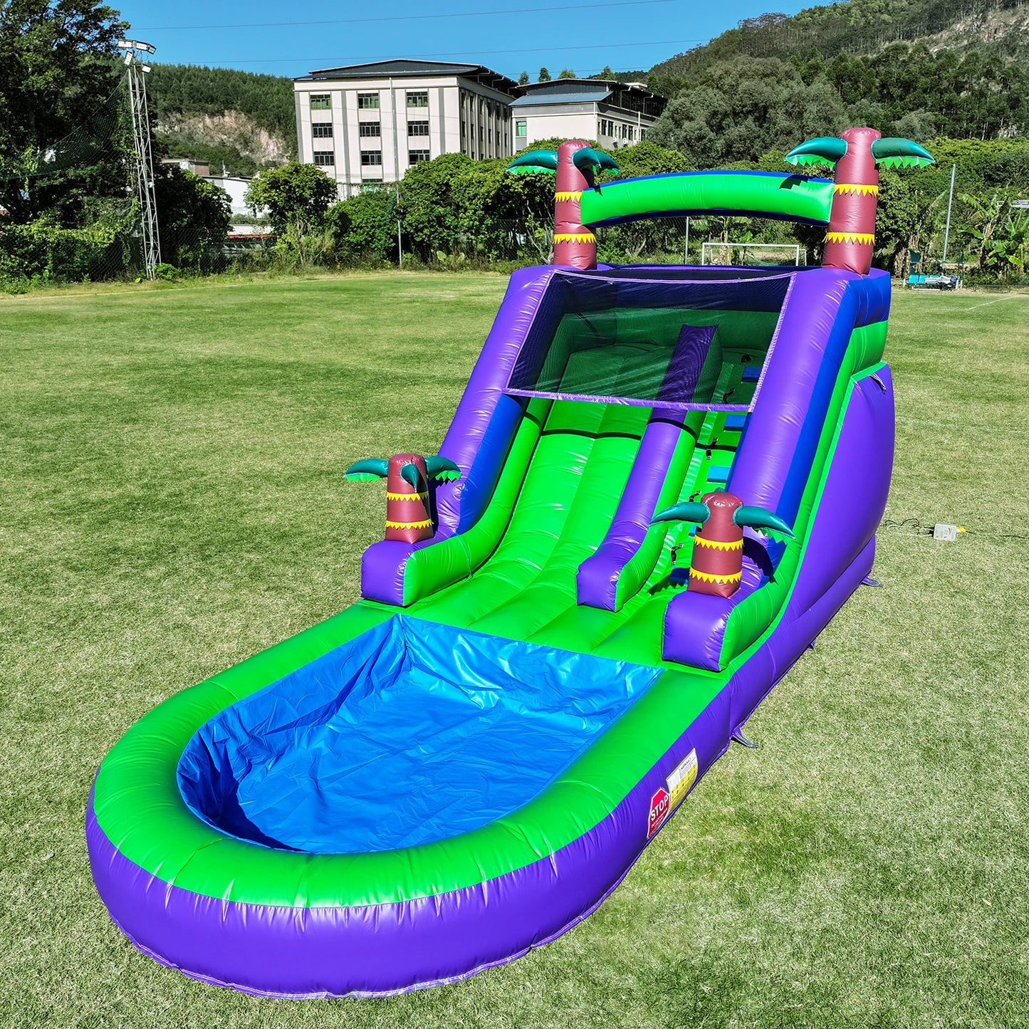 Inflatable Commercial Bounce House with Water Slide PVC and a 1100W Air blower 21ft/6.4M